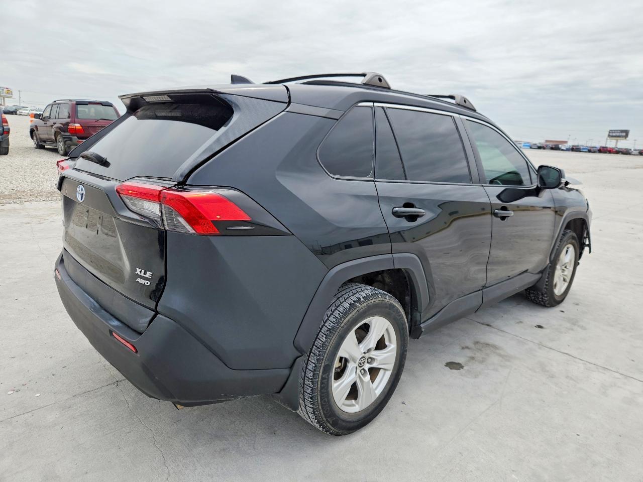 2021 Toyota Rav4 Xle - Фото 3