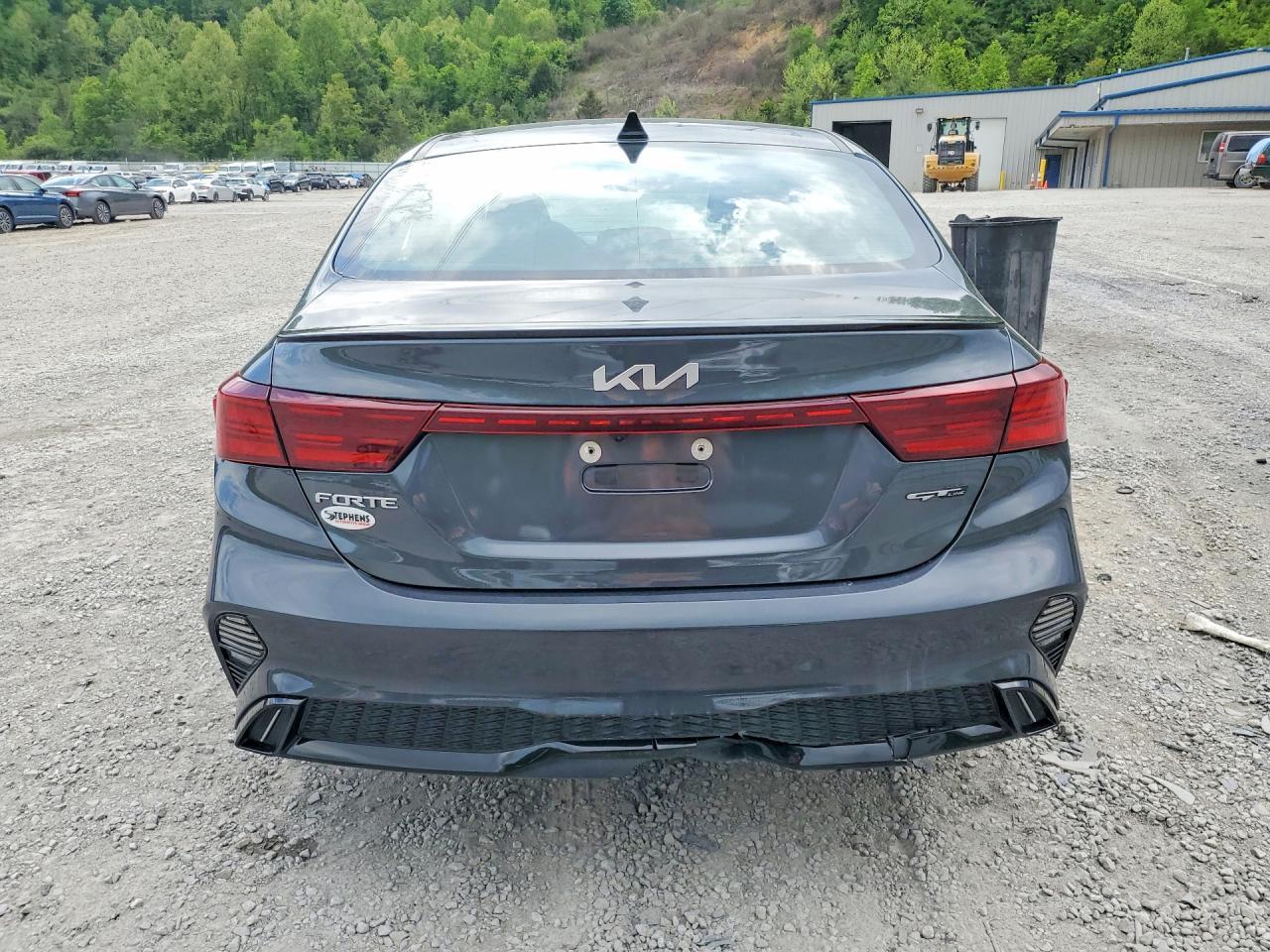 2024 Kia Forte Gt Line - Фото 6