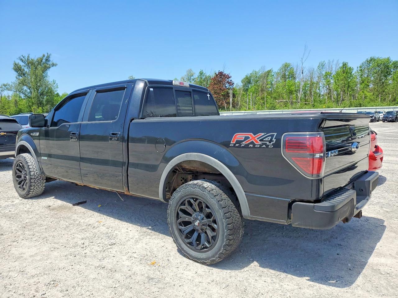 2013 Ford F150 Supercrew - Фото 2