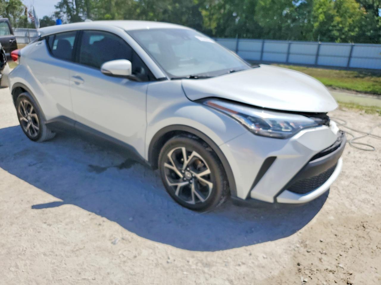 2020 Toyota C-Hr Xle - Фото 4