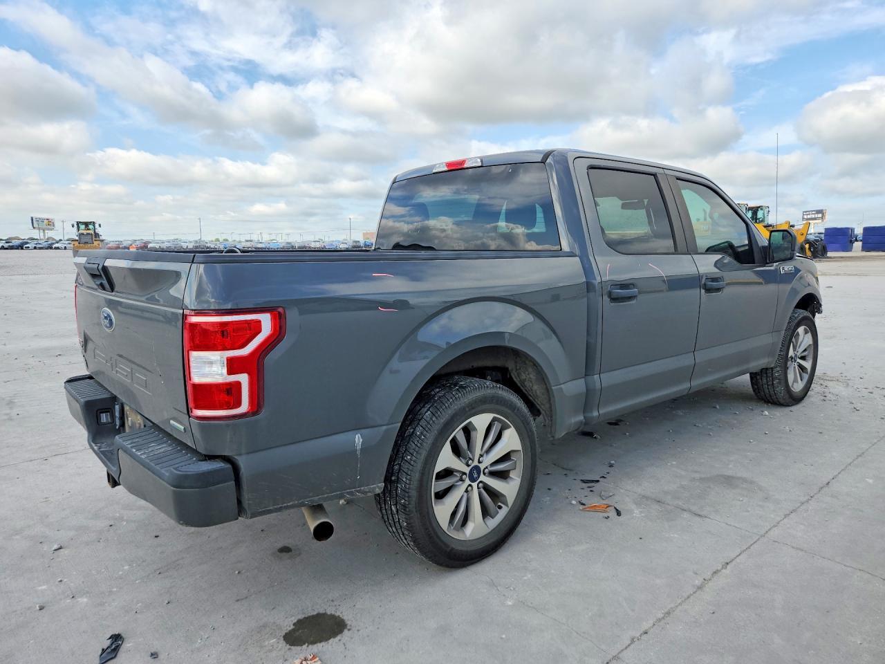 2018 Ford F150 Supercrew - Фото 3
