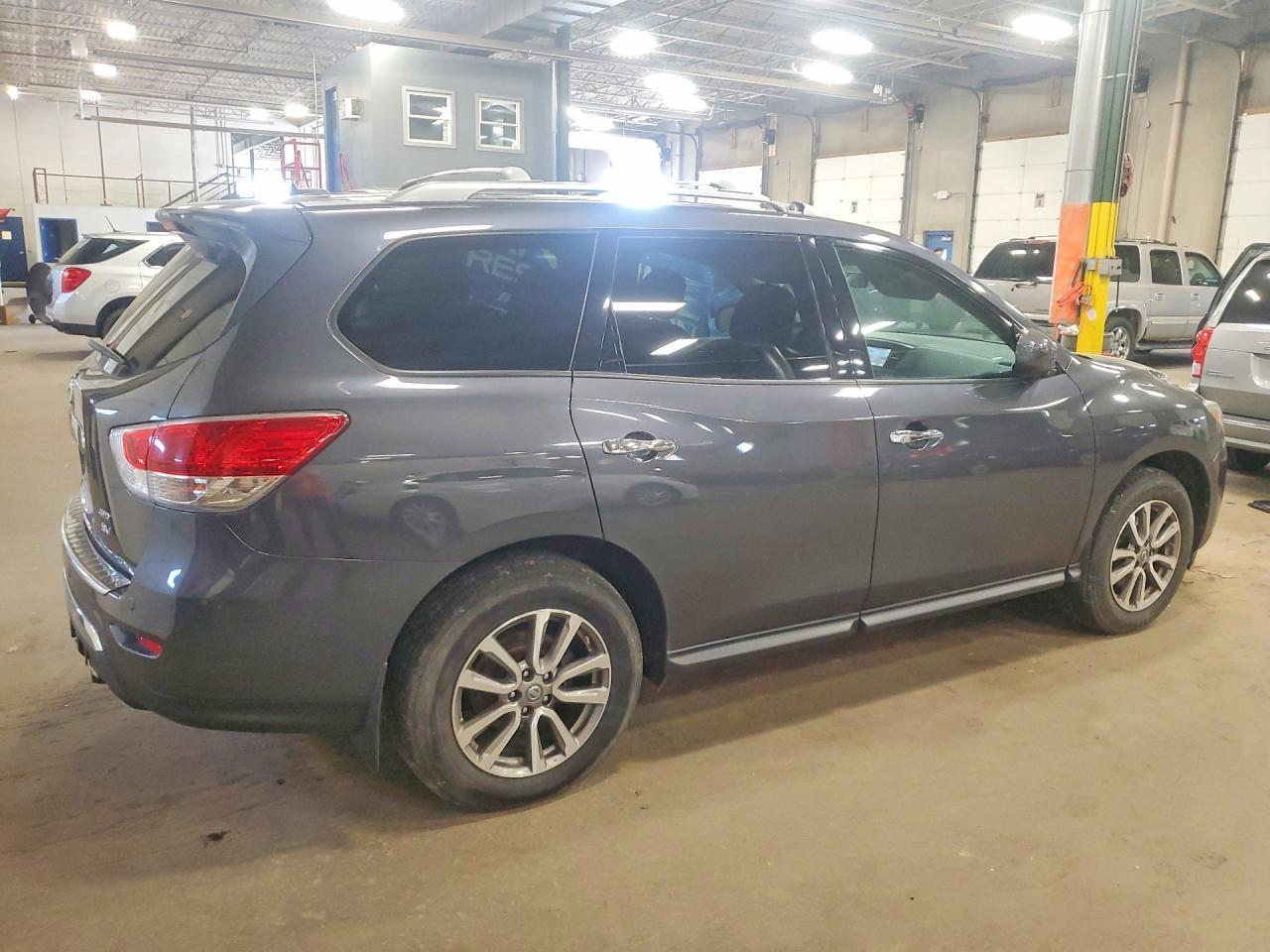 2014 Nissan Pathfinder Sv - Фото 3