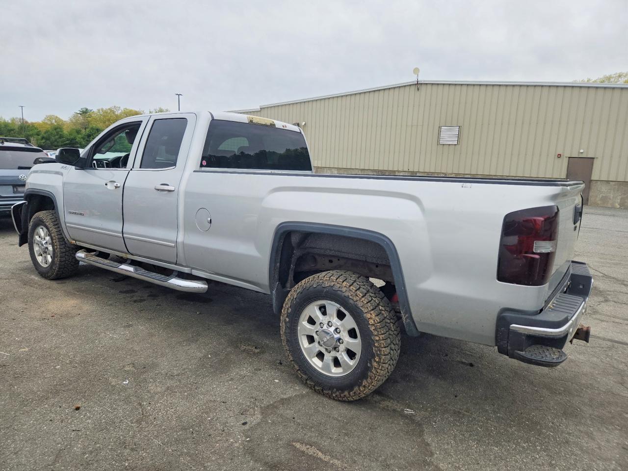 2015 GMC Sierra K2500 Sle - Image 2