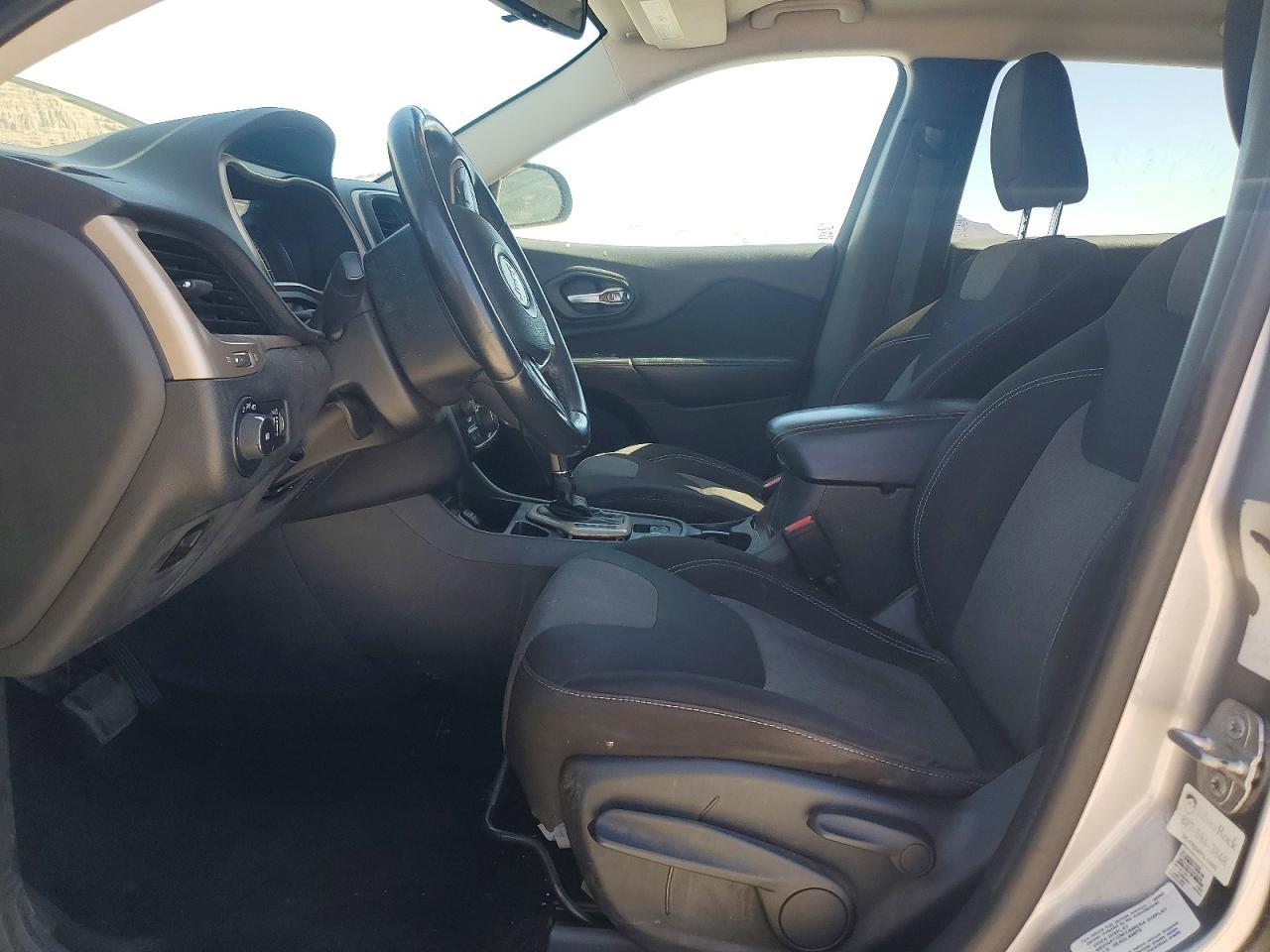2014 Jeep Cherokee - Фото 7