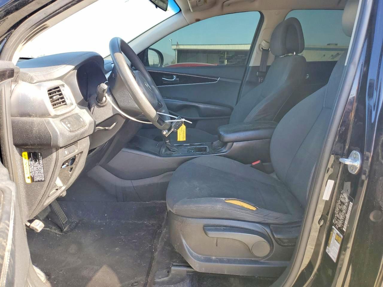 2016 Kia Sorento Lx - Image 7