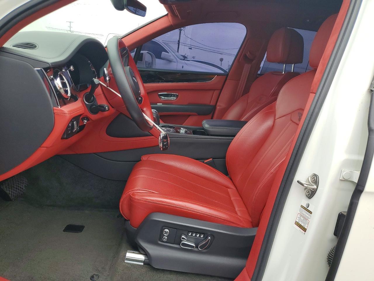 2023 Bentley Bentayga - Фото 7