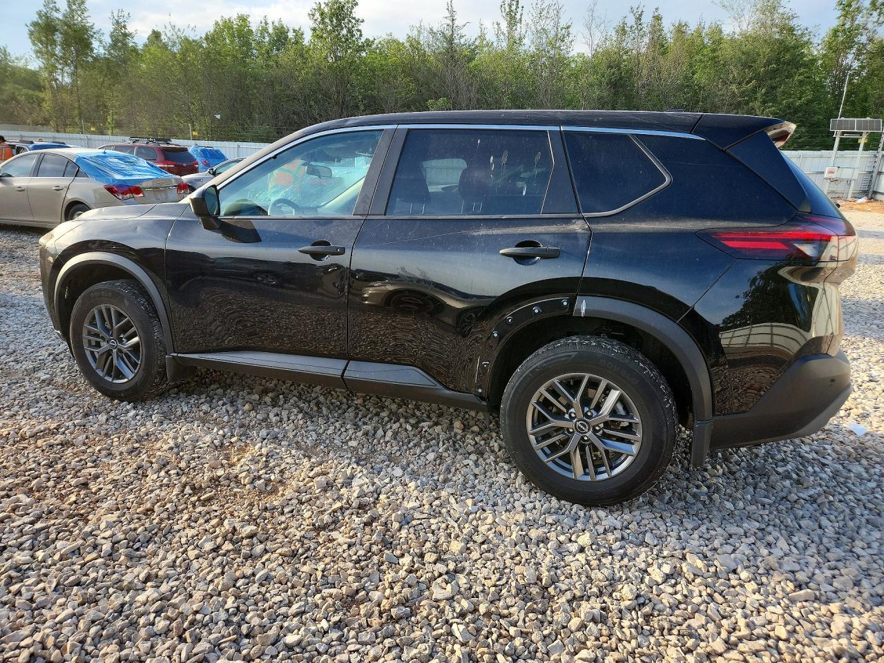 2023 Nissan Rogue S - Фото 2