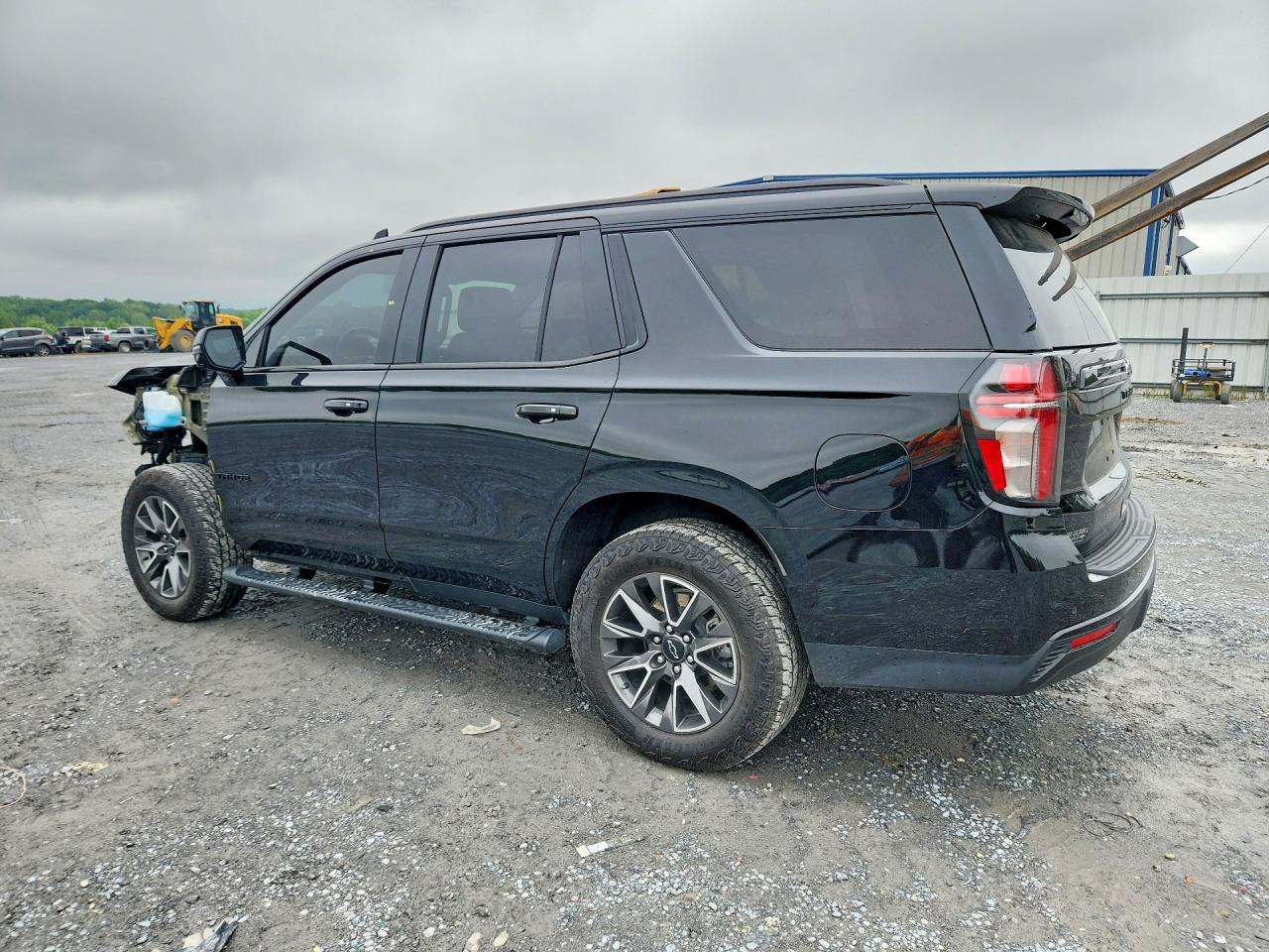 2024 Chevrolet Tahoe K1500 Z71 - Image 2