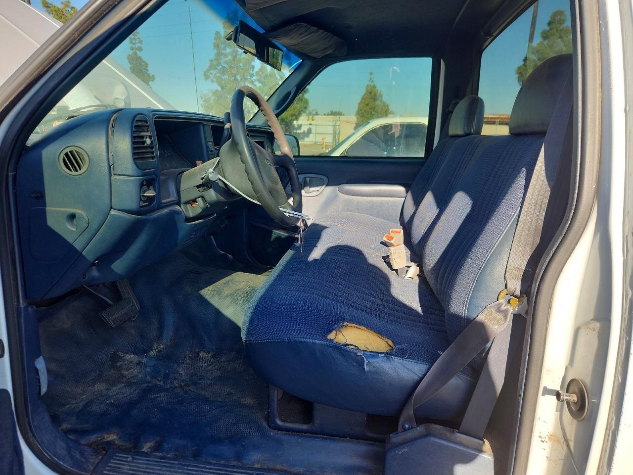 2000 Chevrolet Gmt-400 C2500 - Фото 7