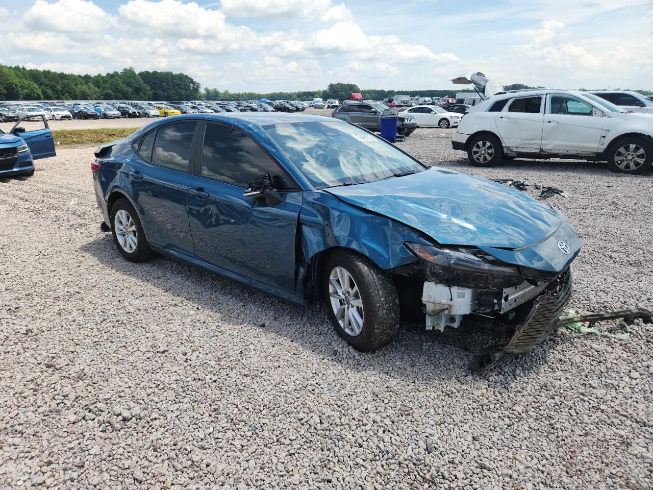 2025 Toyota Camry Le - Image 4
