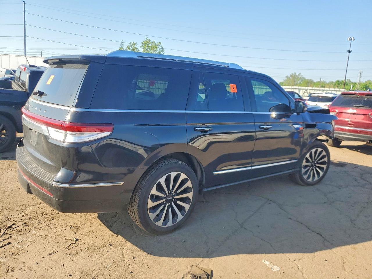 2023 Lincoln Navigator Reserve - Фото 3