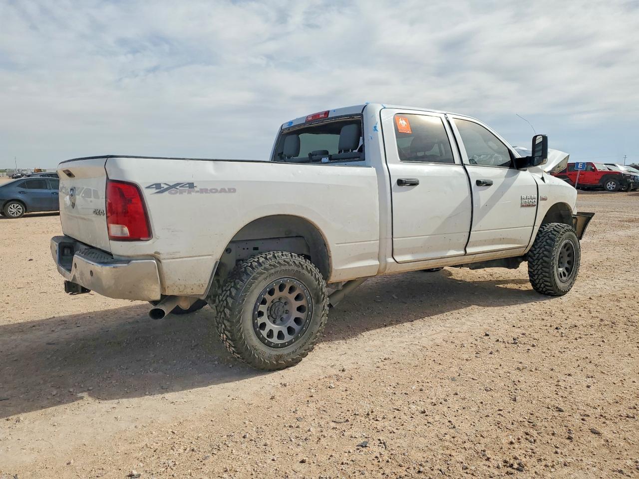 2016 Ram 2500 St - Image 3