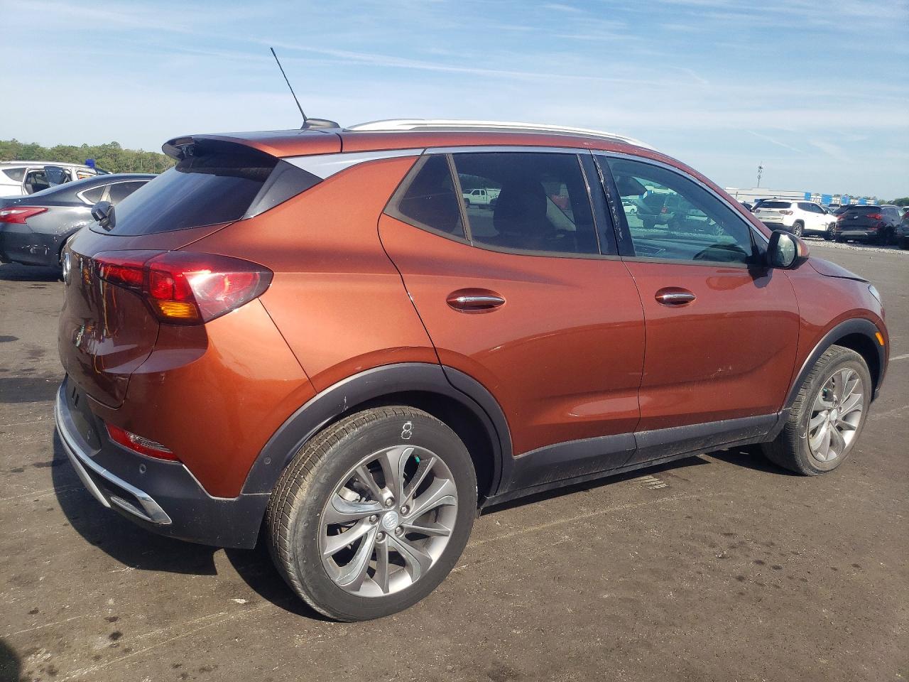 2021 Buick Encore Gx Essence - Фото 3