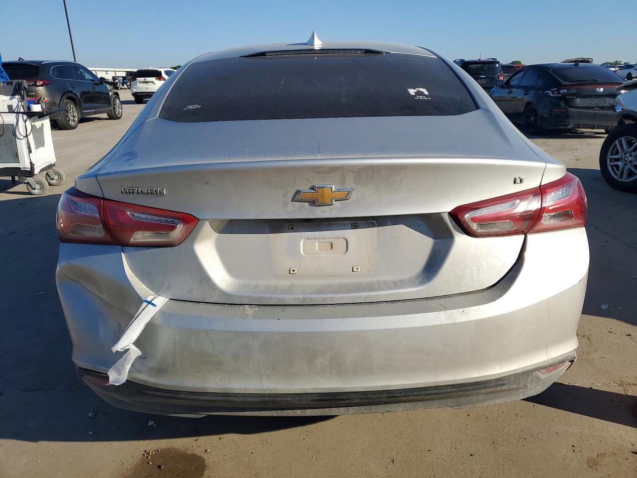 2022 Chevrolet Malibu Lt - Фото 6