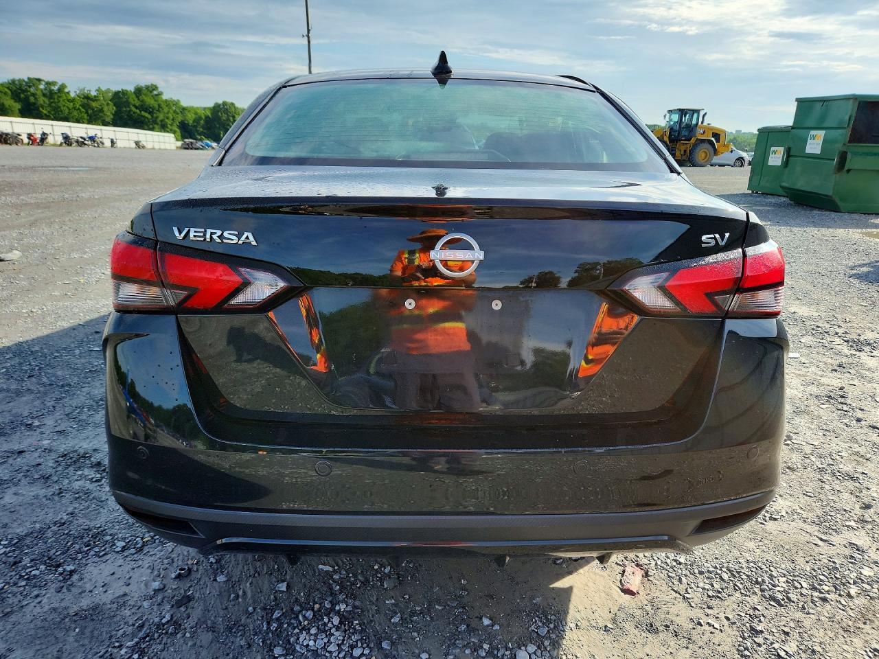2023 Nissan Versa Sv - Image 6