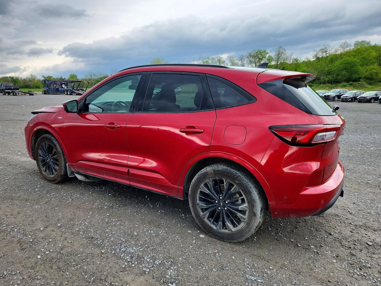 2023 Ford Escape St Line Elite - Фото 2