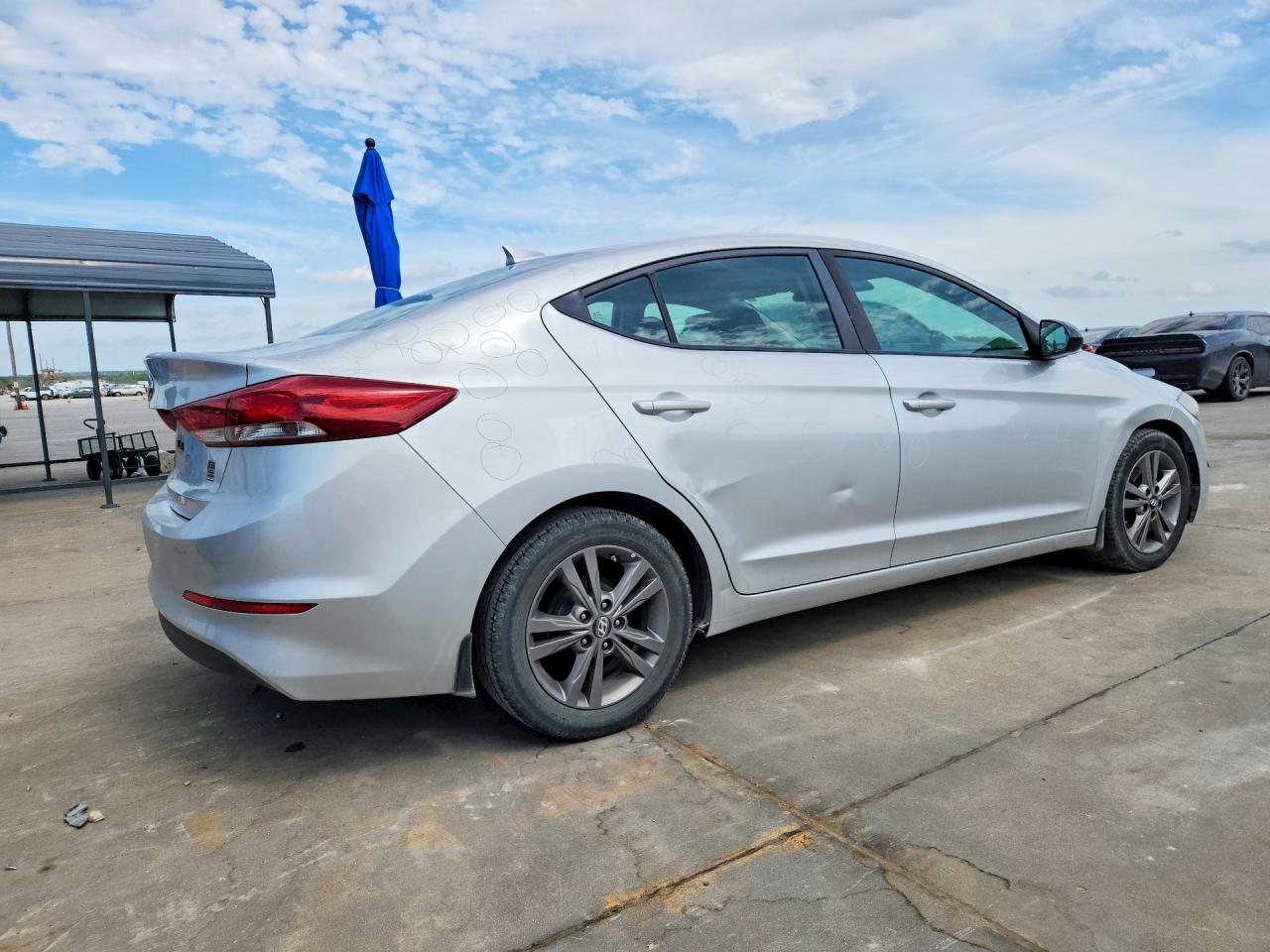 2017 Hyundai Elantra Se - Фото 3