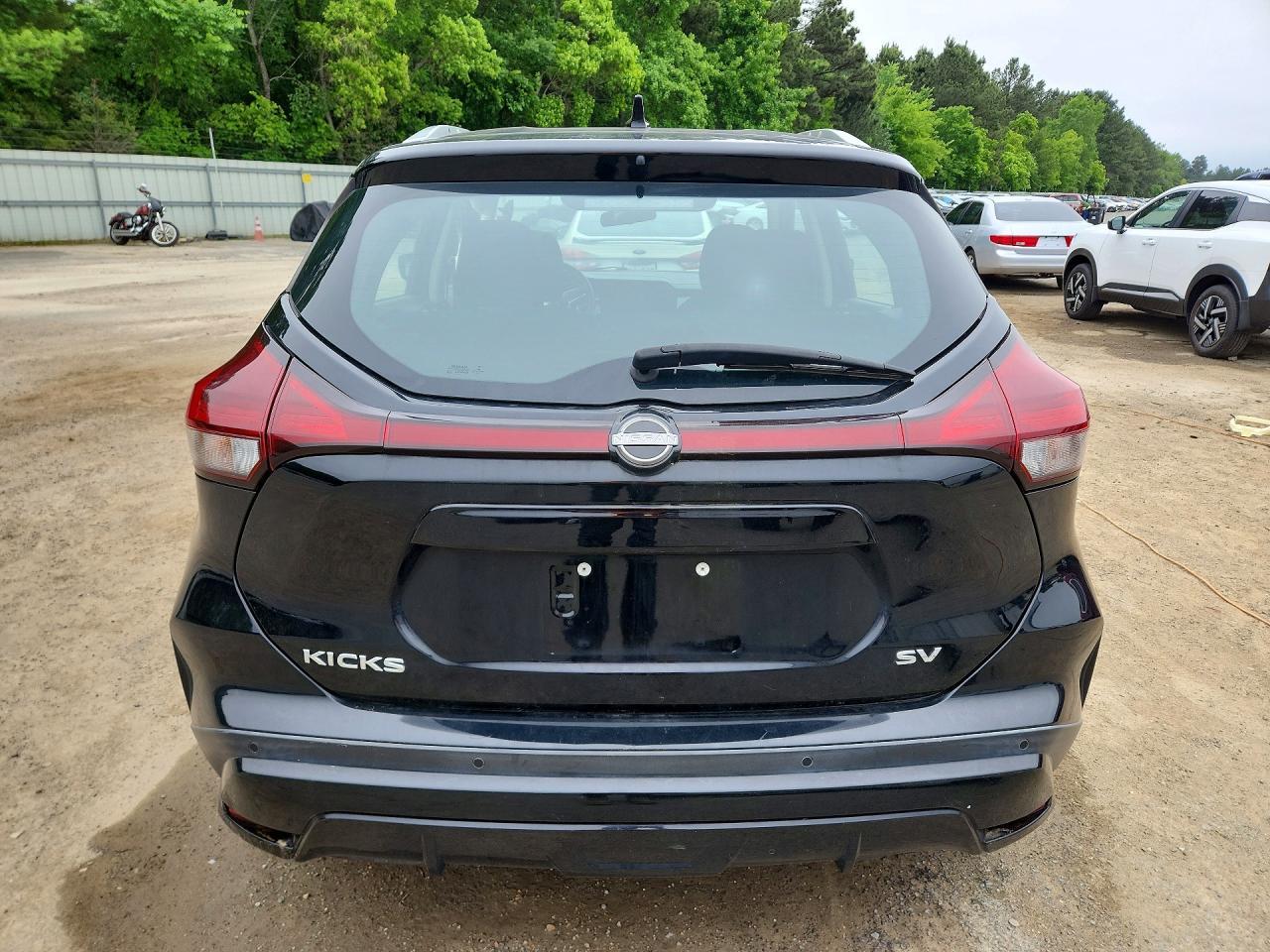 2022 Nissan Kicks Sv - Image 6