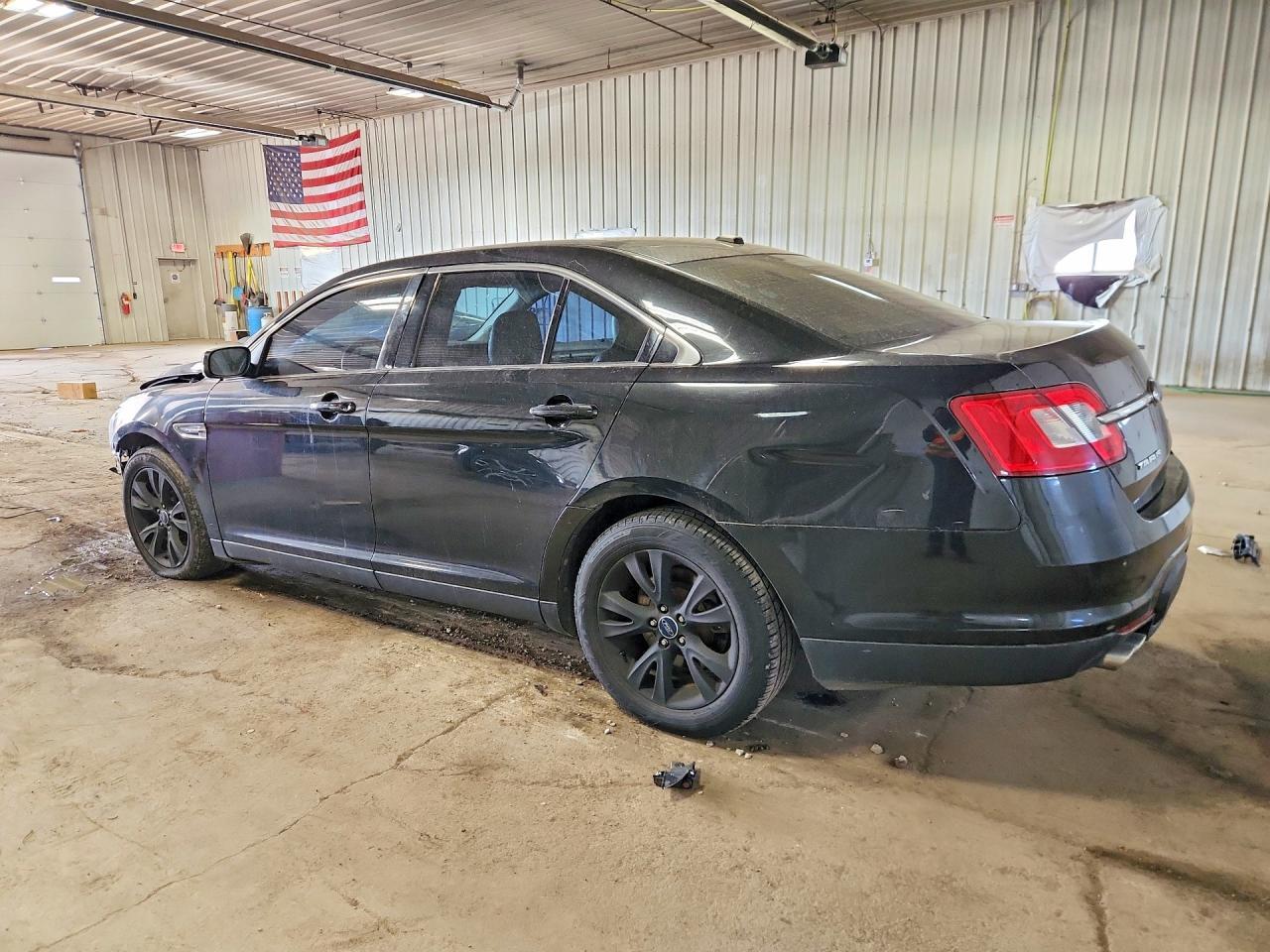 2010 Ford Taurus Sel - Image 2