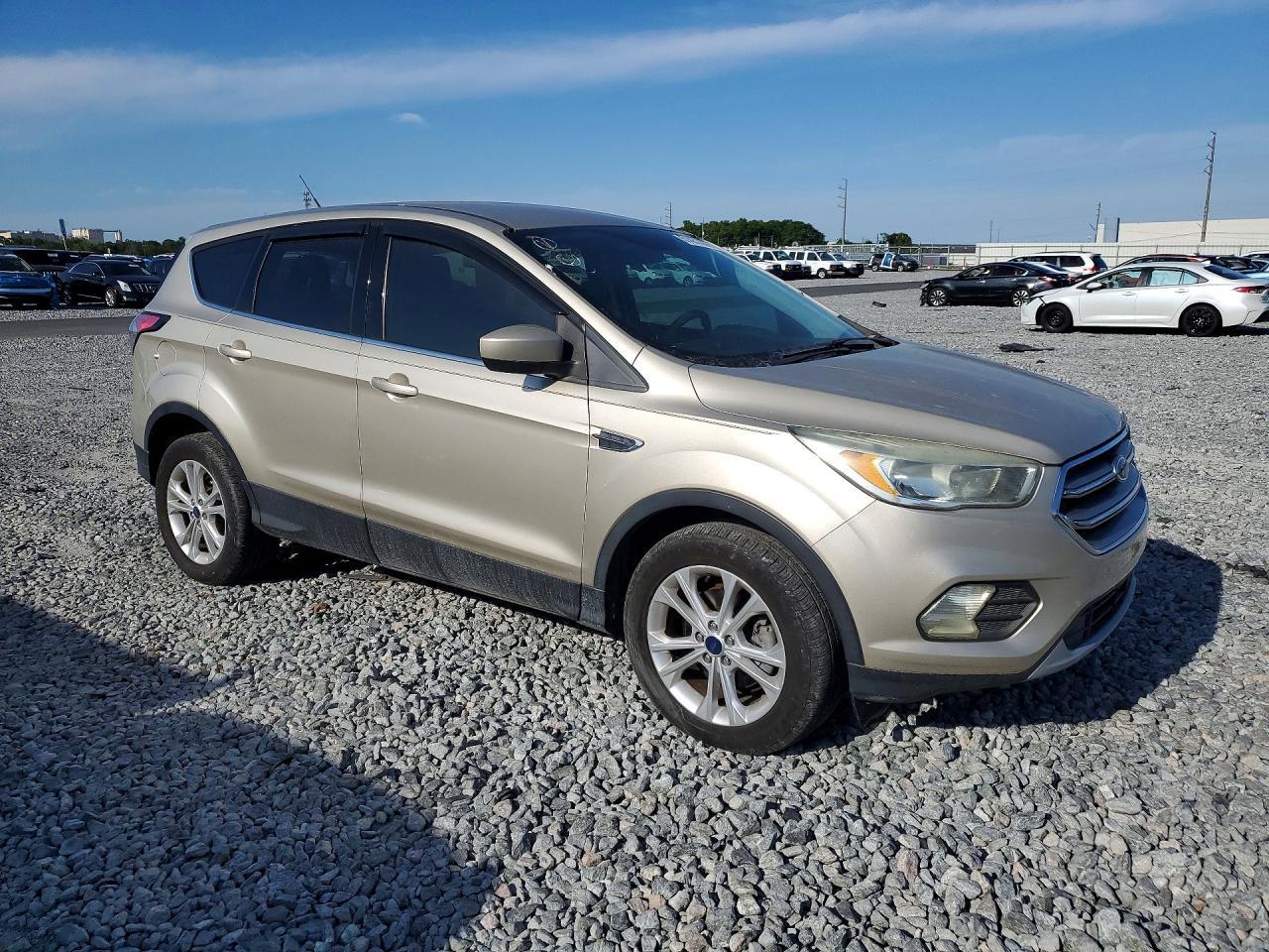 2017 Ford Escape Se - Image 4