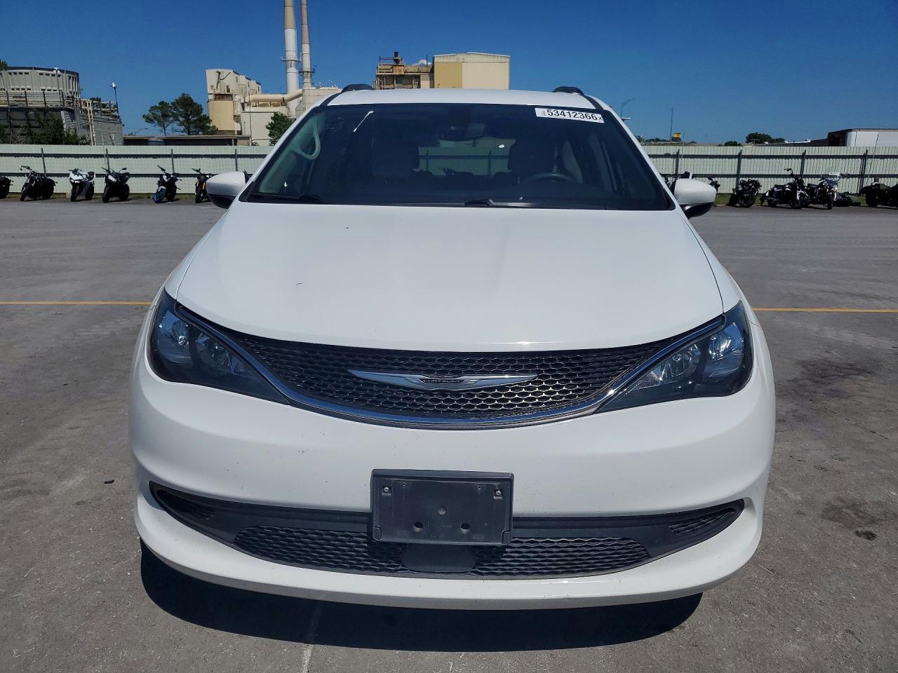2021 Chrysler Voyager Lxi - Image 5