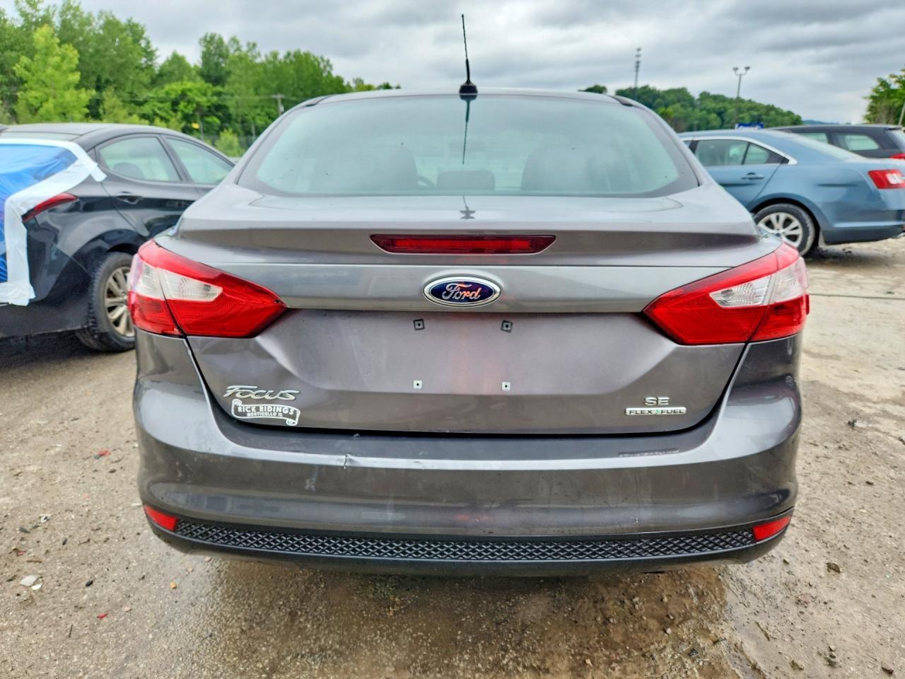 2014 Ford Focus Se - Image 6