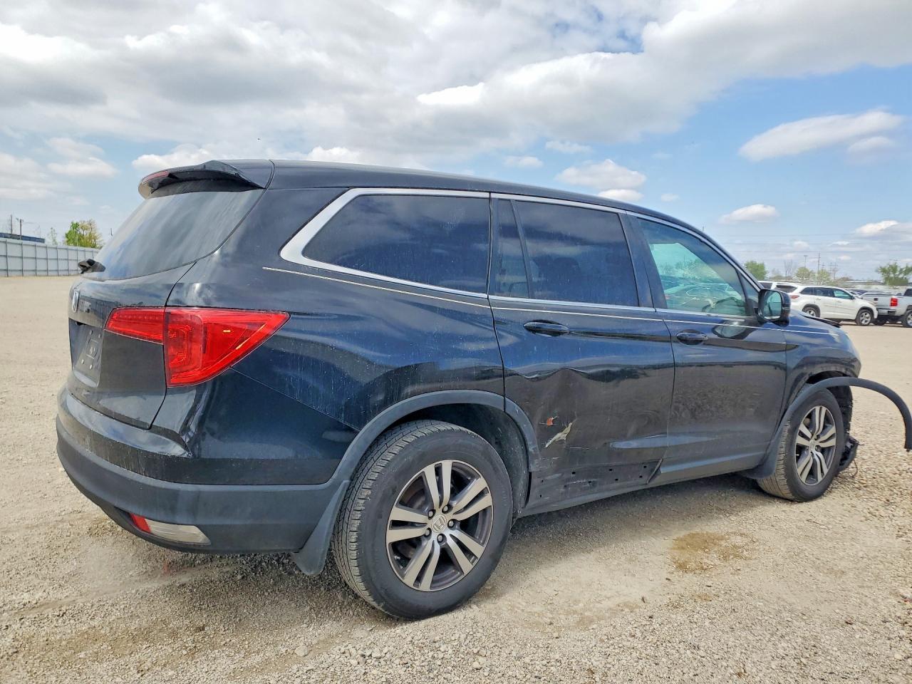 2016 Honda Pilot Exln - Image 3