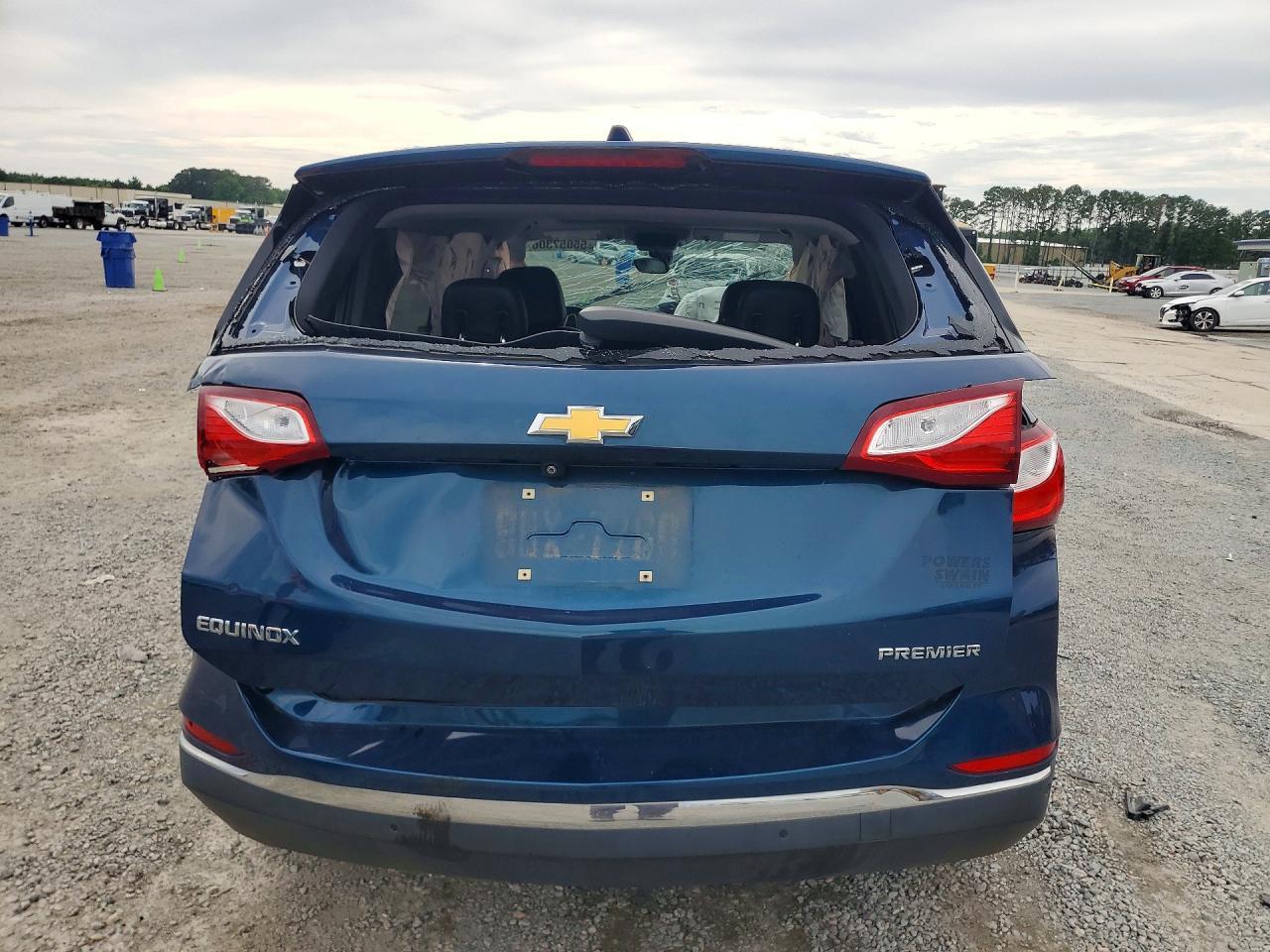 2020 Chevrolet Equinox Premier - Image 6