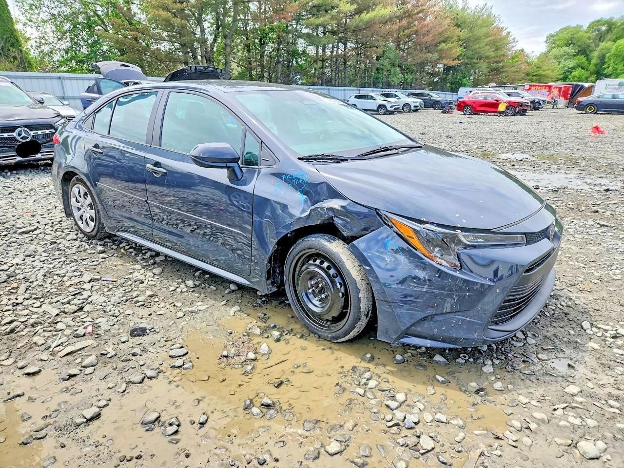 2024 Toyota Corolla Le - Фото 4
