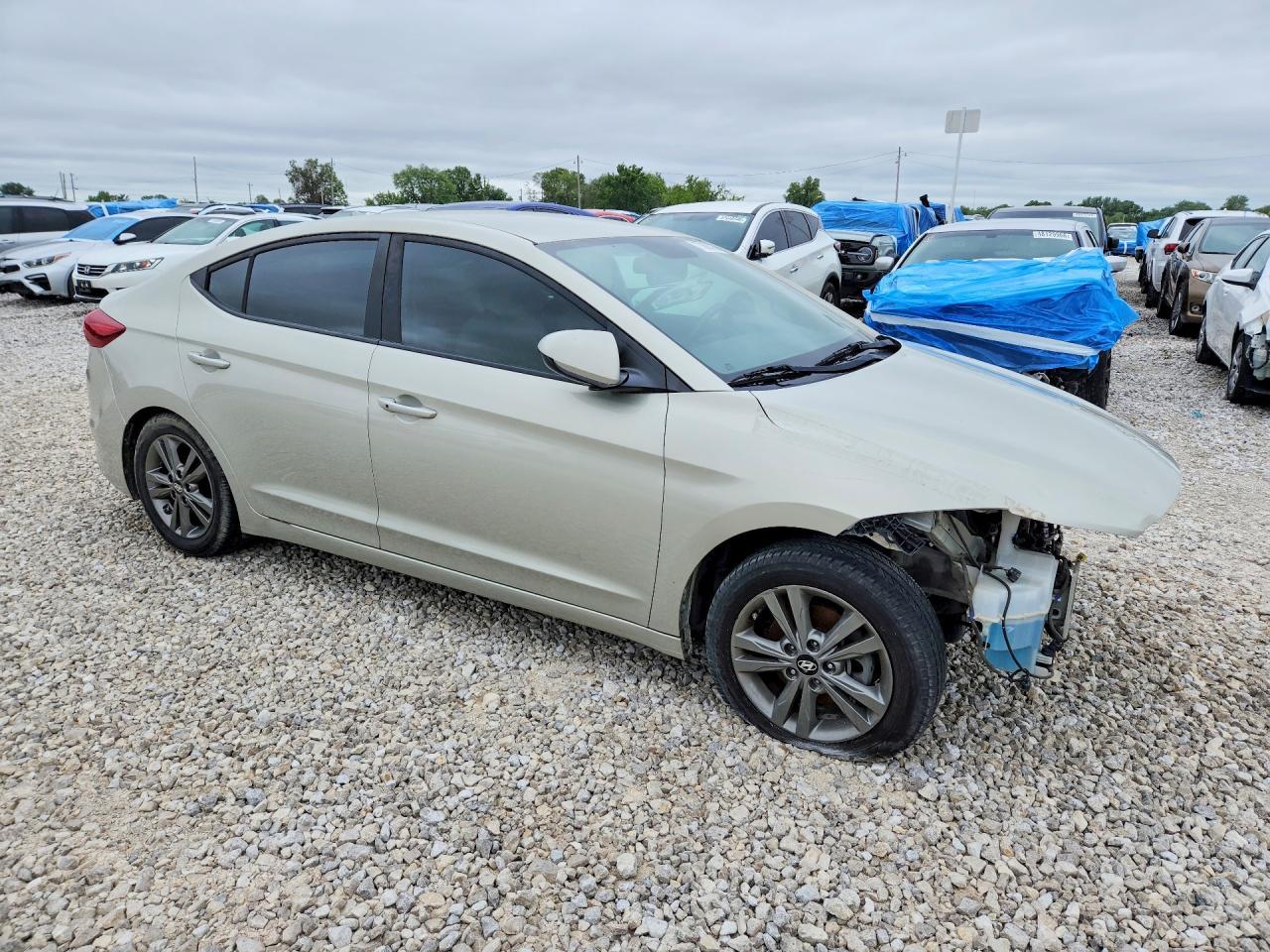 2017 Hyundai Elantra Se - Image 4