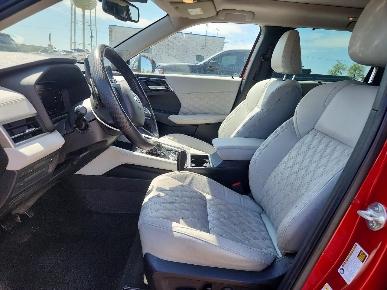 2023 Mitsubishi Outlander Sel - Image 7