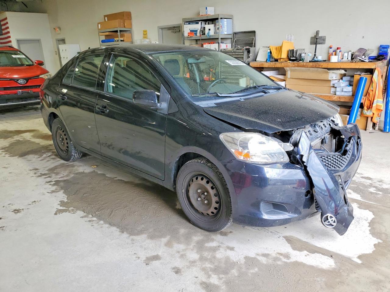 2012 Toyota Yaris Fleet - Фото 4
