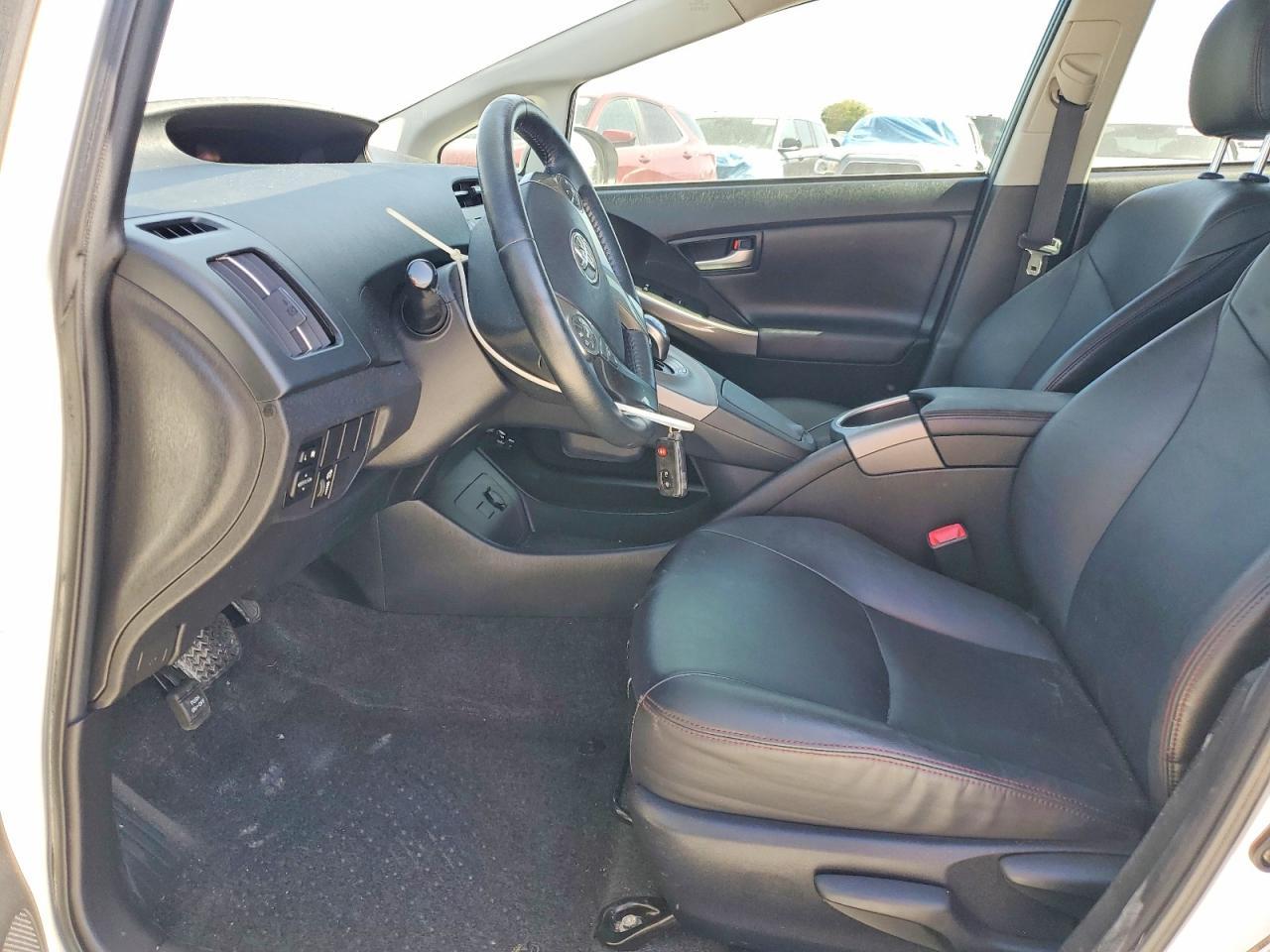 2013 Toyota Prius Persona Series Se - Image 7