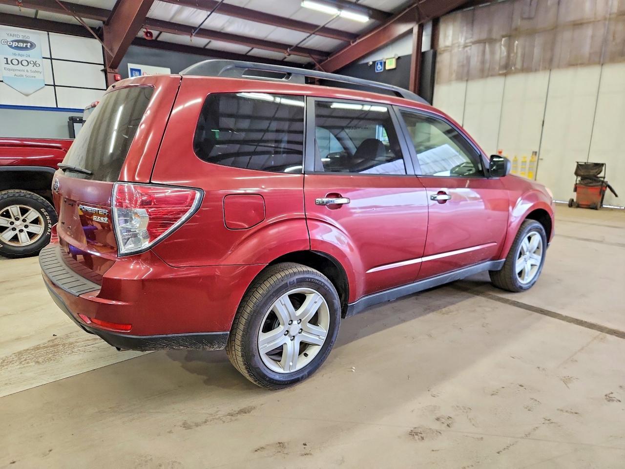 2010 Subaru Forester 2.5X Limited - Фото 3