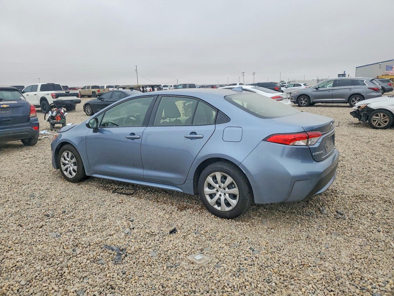 2022 Toyota Corolla Le - Фото 2