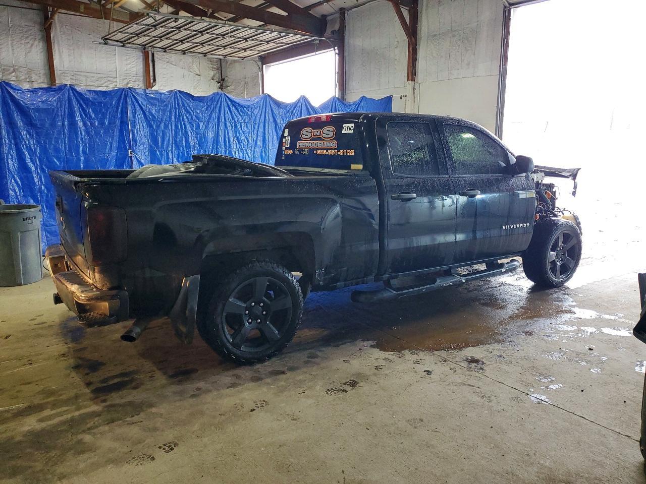 2017 Chevrolet Silverado K1500 Custom - Image 3
