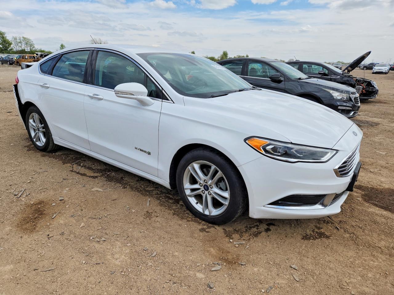 2018 Ford Fusion Se Hybrid - Image 4