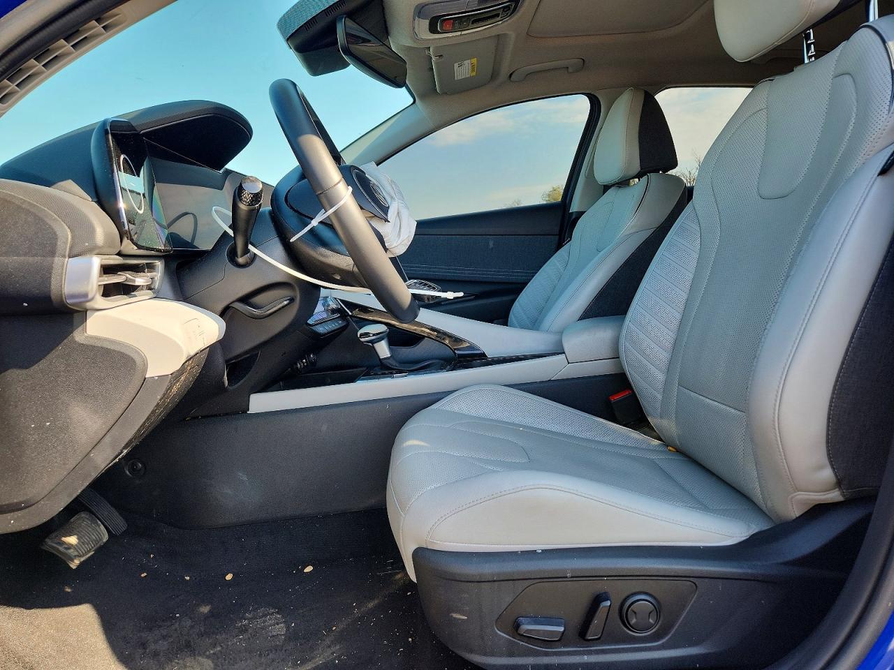 2023 Hyundai Elantra Limited - Фото 7
