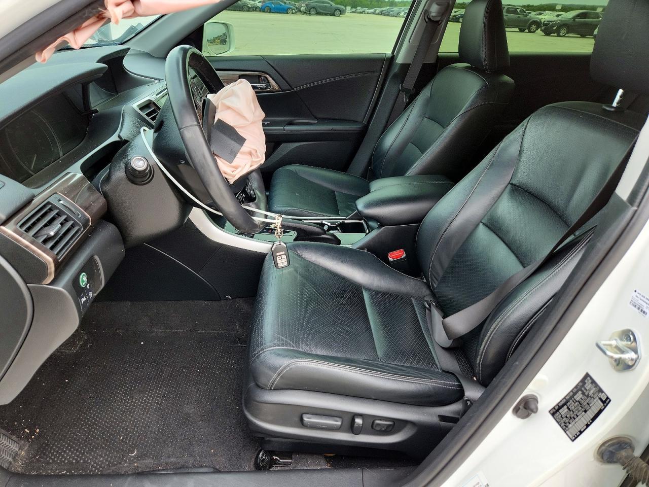 2017 Honda Accord Touring Hybrid - Фото 7