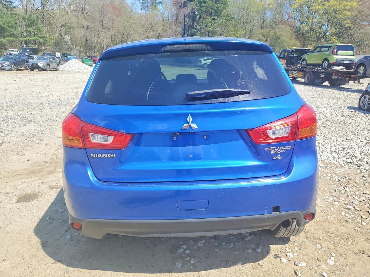 2015 Mitsubishi Outlander Sport Es - Image 6