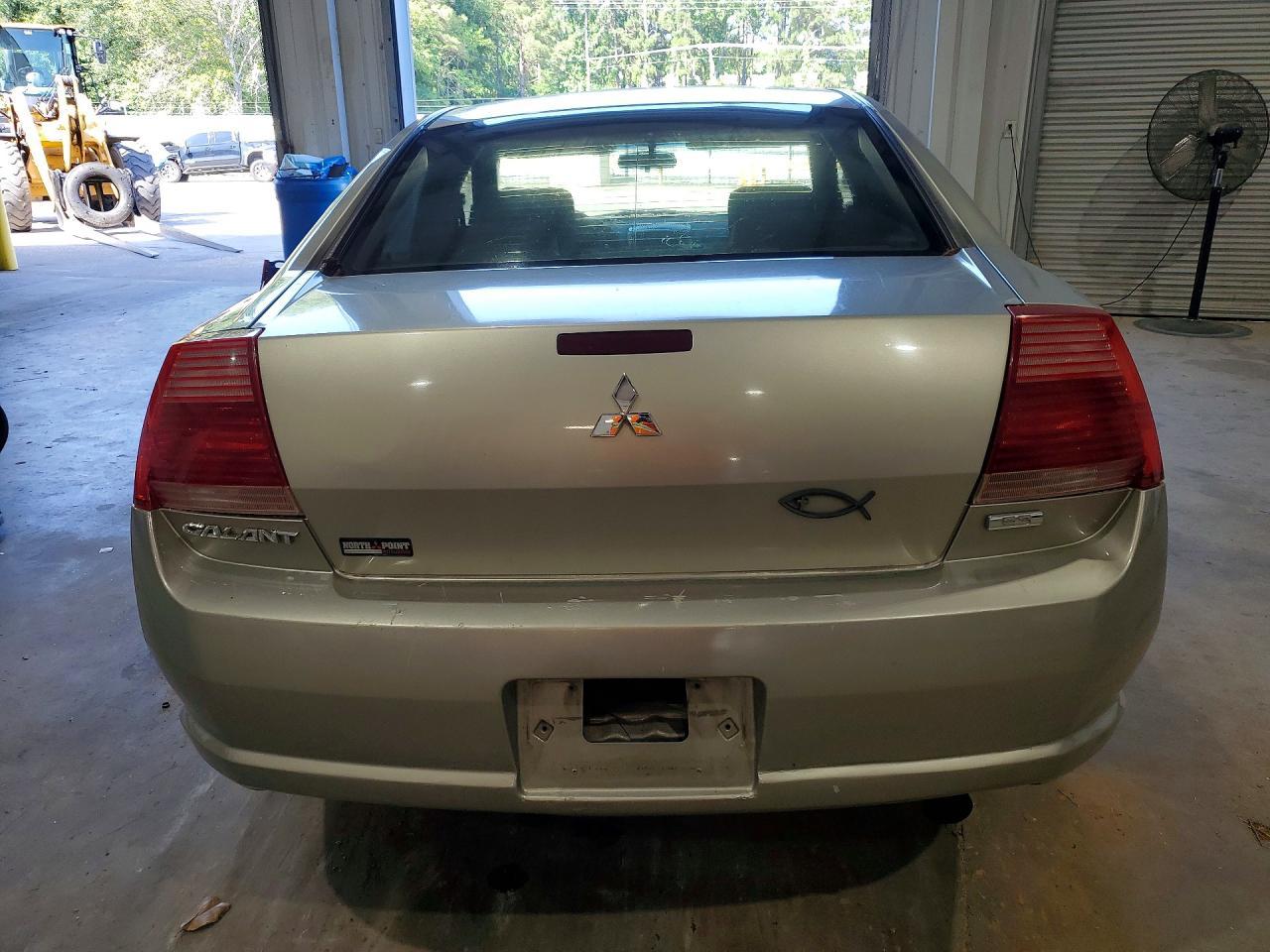 2004 Mitsubishi Galant Es Medium - Image 6