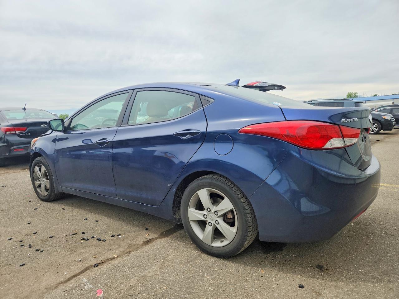 2013 Hyundai Elantra Gls - Фото 2