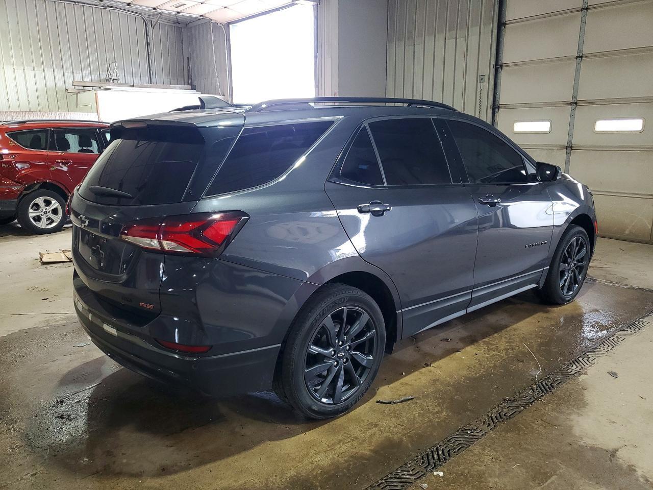 2022 Chevrolet Equinox Rs - Фото 3