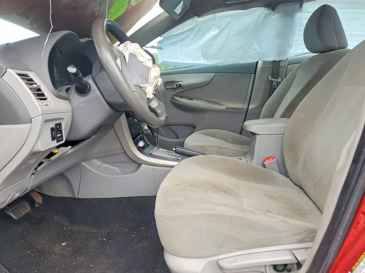 2010 Toyota Corolla Le - Image 7