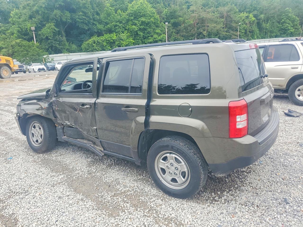 2016 Jeep Patriot Sport - Image 2
