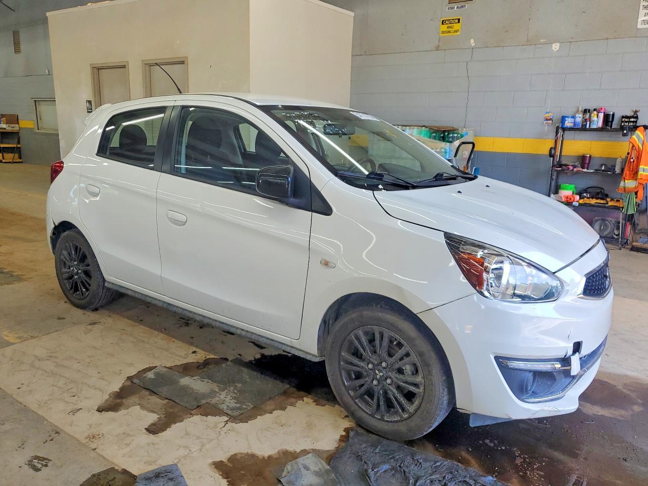 2019 Mitsubishi Mirage Le - Image 4