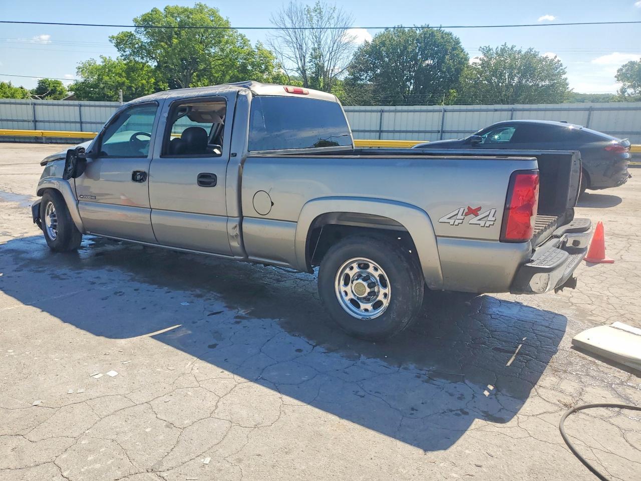 2003 Chevrolet Silverado K1500 Heavy Duty - Фото 2
