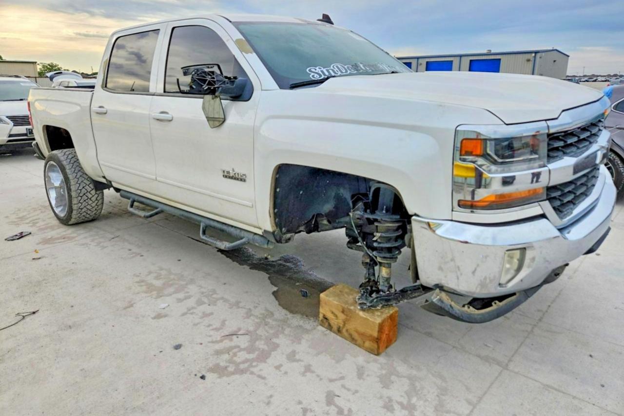 2017 Chevrolet Silverado C1500 Lt - Image 4