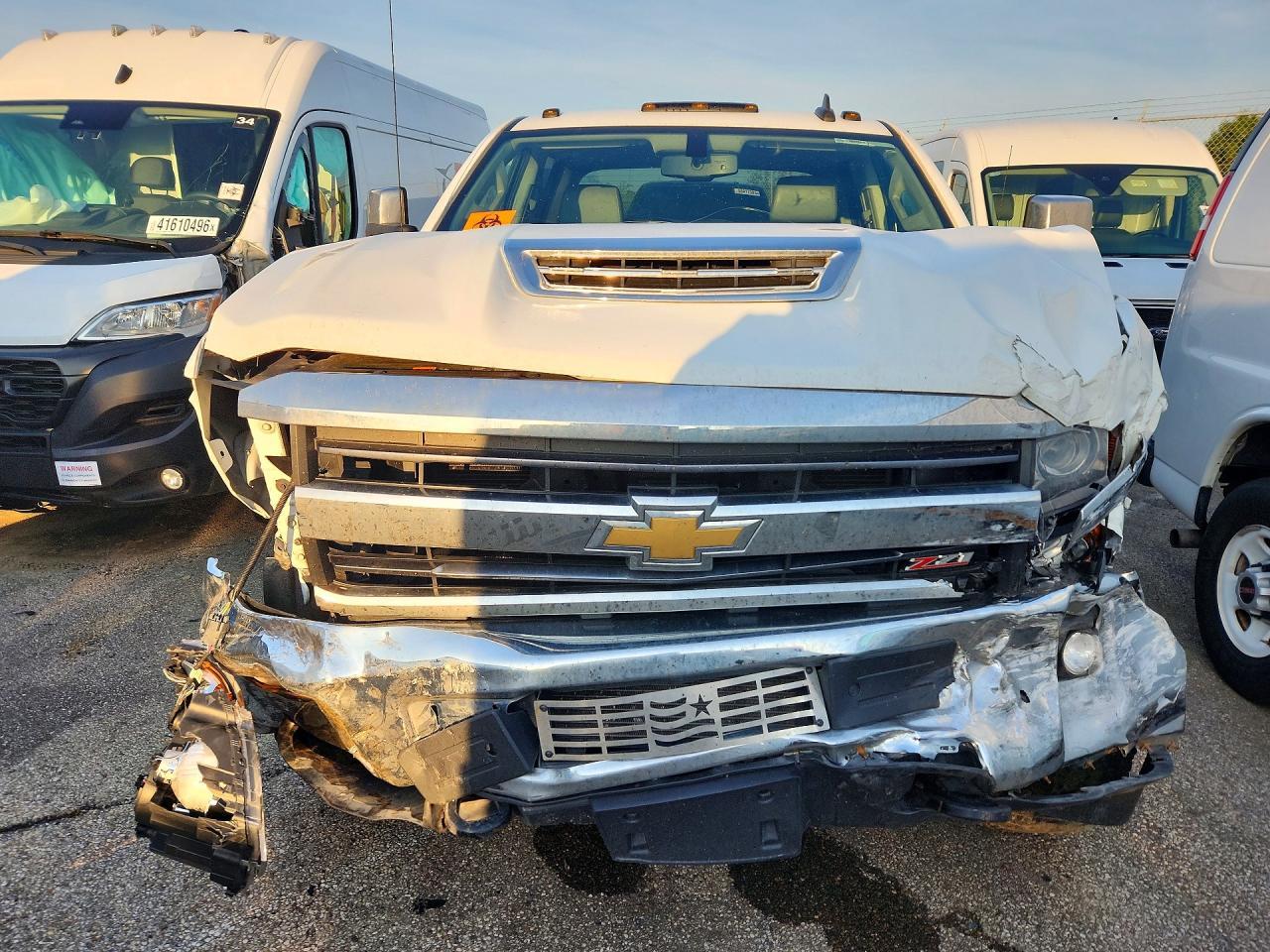 2019 Chevrolet Silverado K3500 Ltz - Image 5