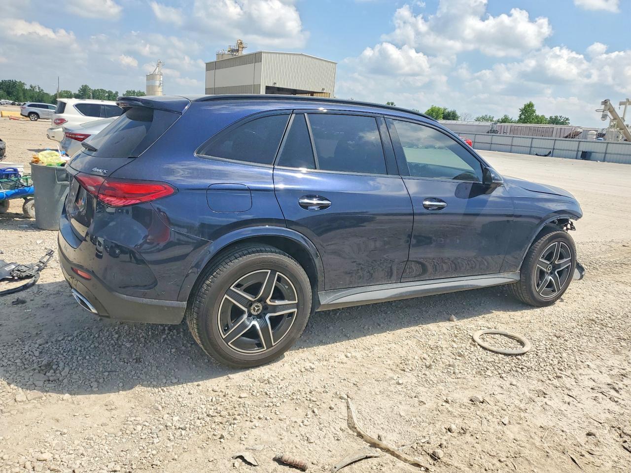 2023 Mercedes-Benz Glc 300 4Matic - Image 3